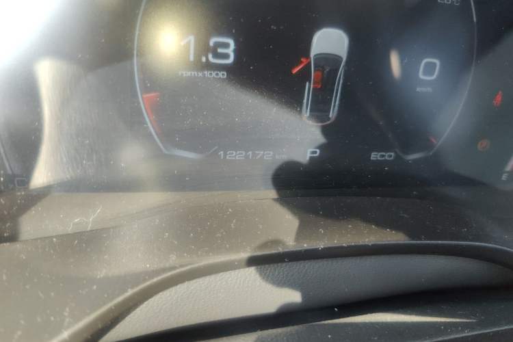 Used Haval LHERY 2021 GT Edition 1.5T Silver Rabbit Odometer Close Up
