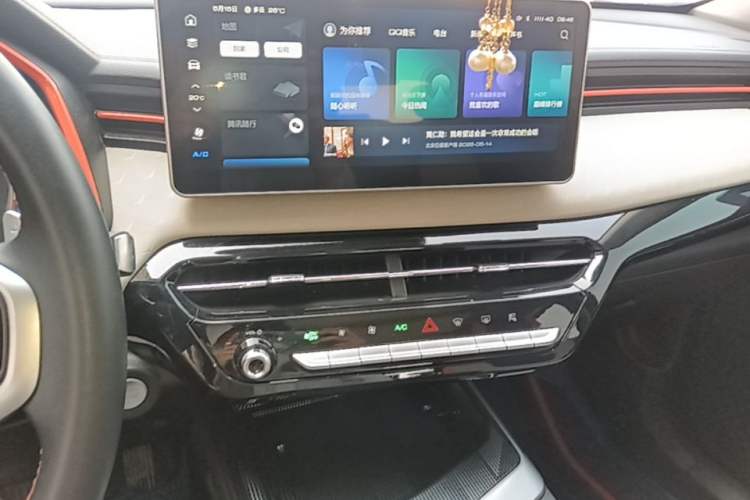 Used Haval LHERY 2021 High-Performance Version 1.5T Golden Rabbit Audio And AC Panel