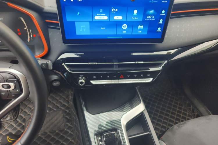 Used Haval LHERY 2021 GT Edition 1.5T Platinum Rabbit Audio And AC Panel