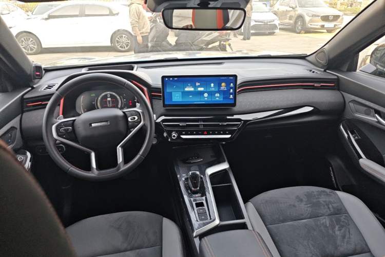 Used Haval LHERY 2021 GT Edition 1.5T Platinum Rabbit Center Console