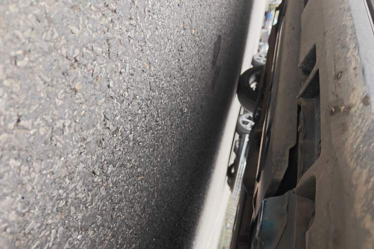 Used Haval LHERY 2021 High-Performance Version 1.5T Golden Rabbit Chassis Front Right