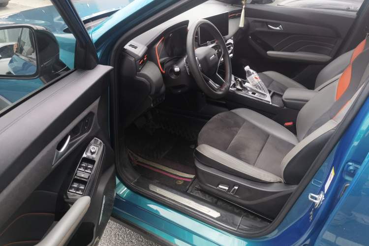 Used Haval LHERY 2021 High-Performance Version 1.5T Golden Rabbit Driver Seat
