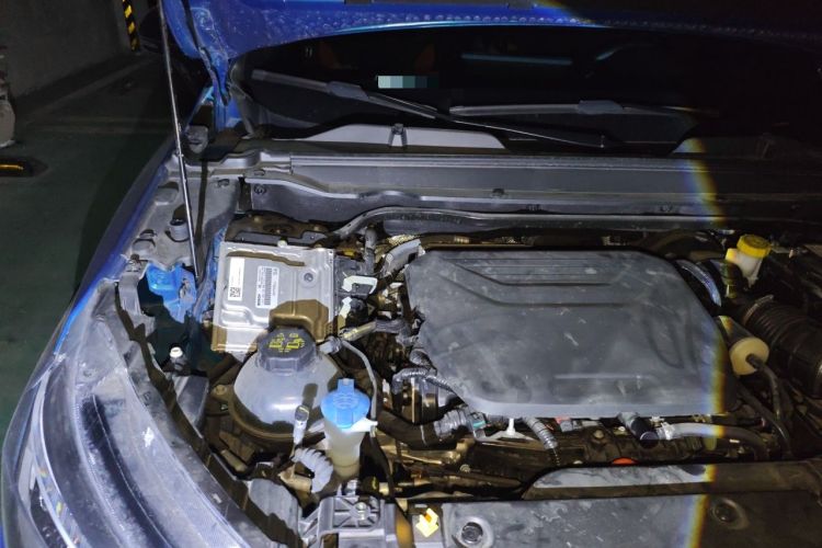 Used Haval LHERY 2021 High-Performance Version 1.5T Golden Rabbit Engine Bay Right