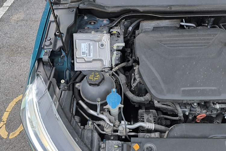 Used Haval LHERY 2021 High-Performance Version 1.5T Golden Rabbit Engine Bay Right