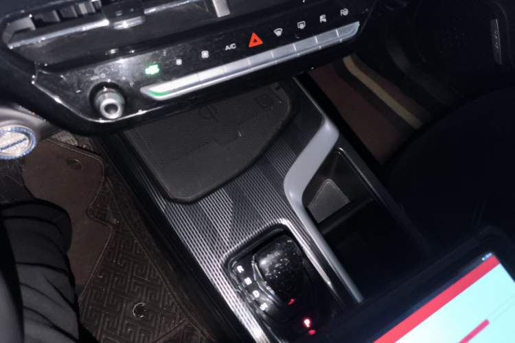 Used Haval LHERY 2021 GT Edition 1.5T Platinum Rabbit Gear Lever