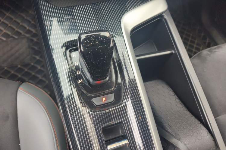 Used Haval LHERY 2021 GT Edition 1.5T Platinum Rabbit Gear Lever