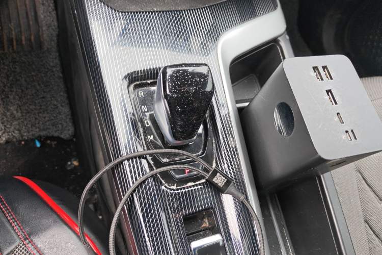 Used Haval LHERY 2021 High-Performance Version 1.5T Golden Rabbit Gear Lever
