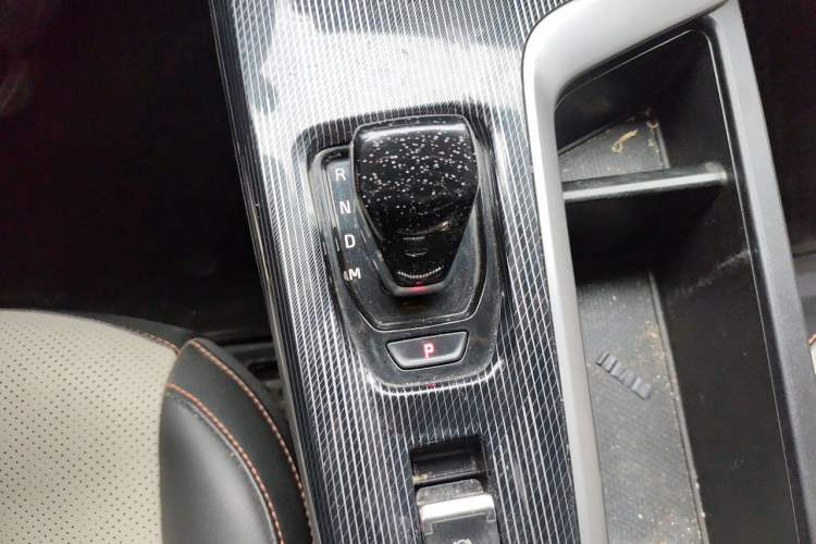 Used Haval LHERY 2021 GT Edition 1.5T Platinum Rabbit Gear Lever