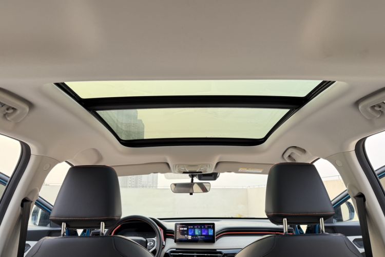 Used Haval LHERY 2021 GT Edition 1.5T Silver Rabbit Headliner