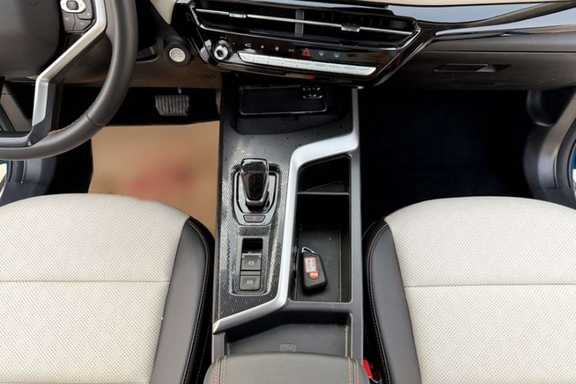 Used Haval LHERY 2021 GT Edition 1.5T Silver Rabbit Interior 3