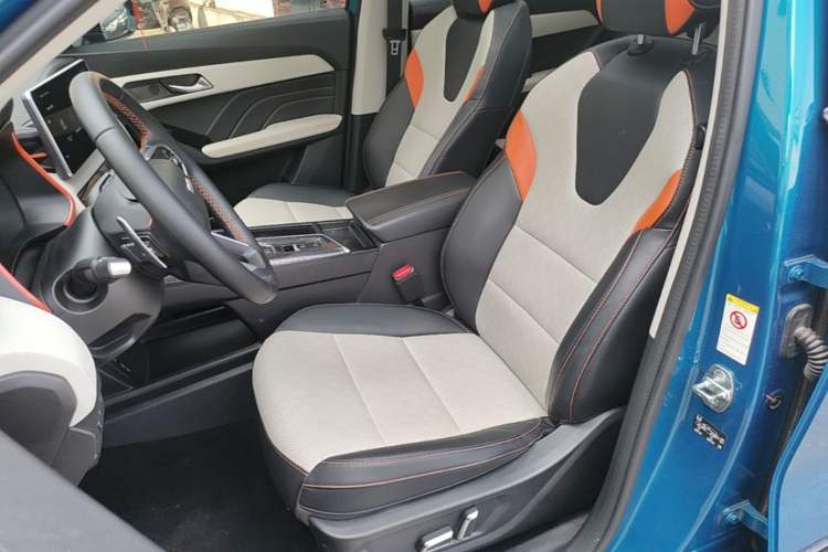 Used Haval LHERY 2021 High-Performance Version 1.5T Golden Rabbit Left Front Seat