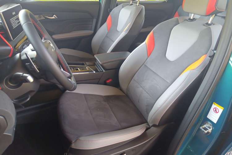 Used Haval LHERY 2021 High-Performance Version 1.5T Golden Rabbit Left Front Seat