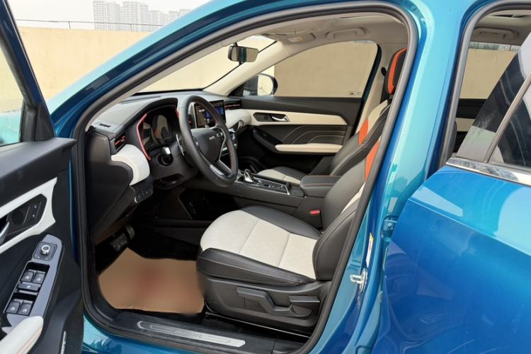 Used Haval LHERY 2021 GT Edition 1.5T Silver Rabbit Left Front Seat