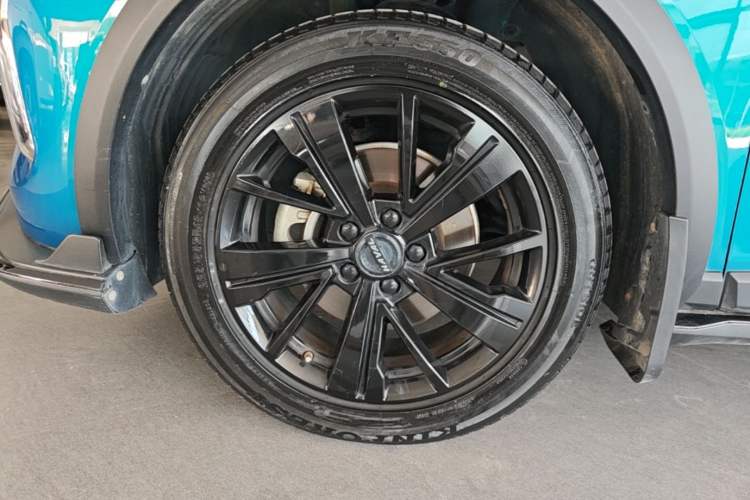 Used Haval LHERY 2021 GT Edition 1.5T Silver Rabbit Left Front Wheel Hub