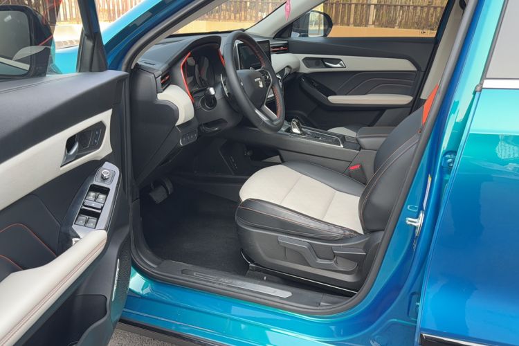 Used Haval LHERY 2021 GT Edition 1.5T Silver Rabbit Left Rear Seat