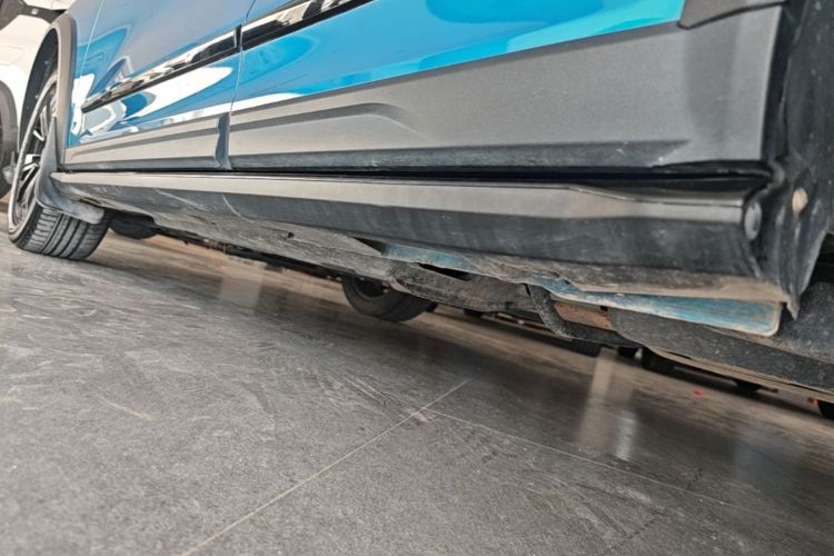 Used Haval LHERY 2021 GT Edition 1.5T Silver Rabbit Left Side Sill