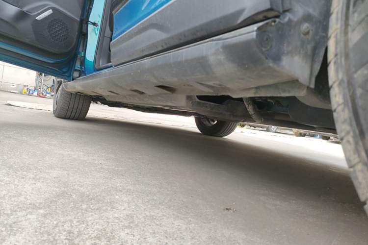Used Haval LHERY 2021 High-Performance Version 1.5T Golden Rabbit Left Side Sill