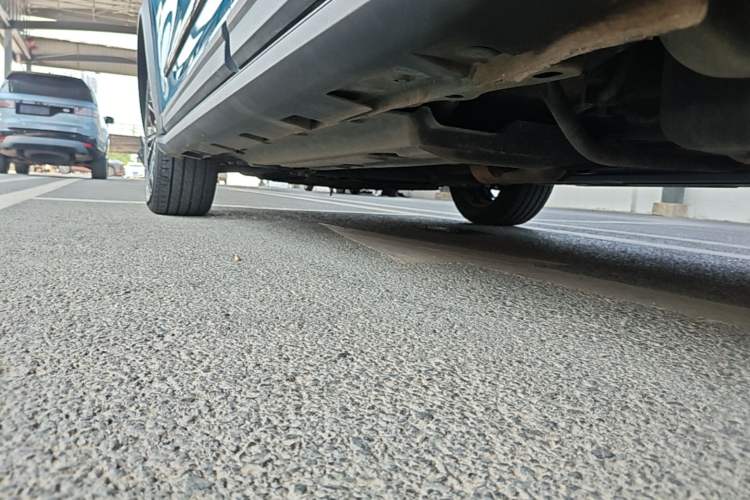 Used Haval LHERY 2021 High-Performance Version 1.5T Golden Rabbit Left Side Sill