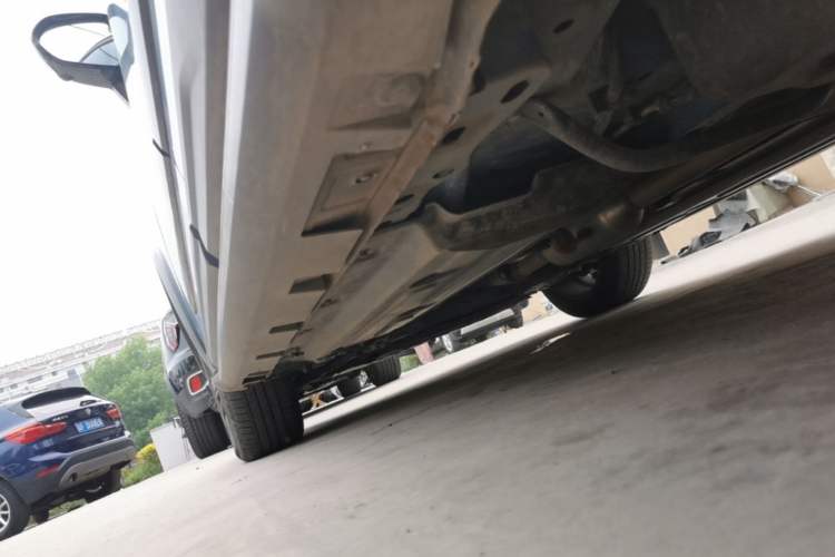 Used Haval LHERY 2021 High-Performance Version 1.5T Golden Rabbit Left Side Sill