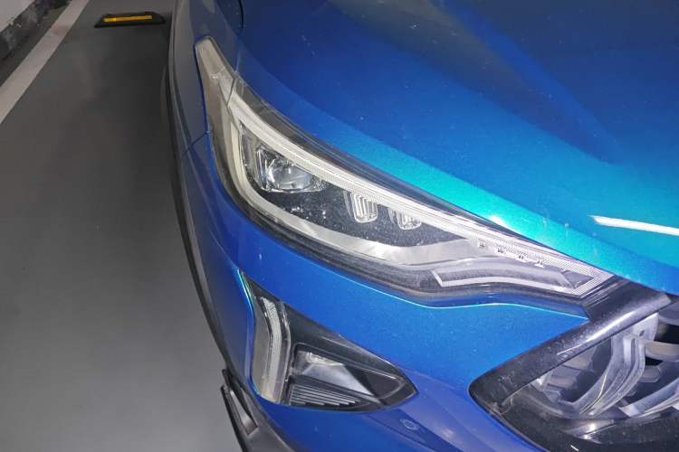 Used Haval LHERY 2021 High-Performance Version 1.5T Golden Rabbit Right Front Headlight