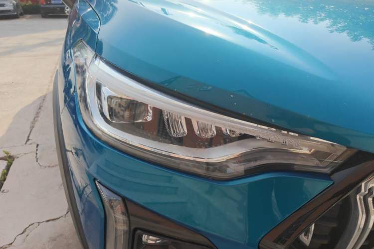 Used Haval LHERY 2021 High-Performance Version 1.5T Golden Rabbit Right Front Headlight