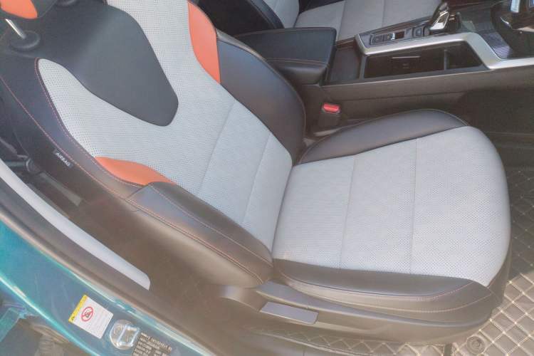 Used Haval LHERY 2021 High-Performance Version 1.5T Golden Rabbit Right Front Seat