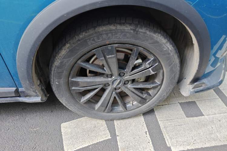 Used Haval LHERY 2021 High-Performance Version 1.5T Golden Rabbit Right Front Wheel Hub
