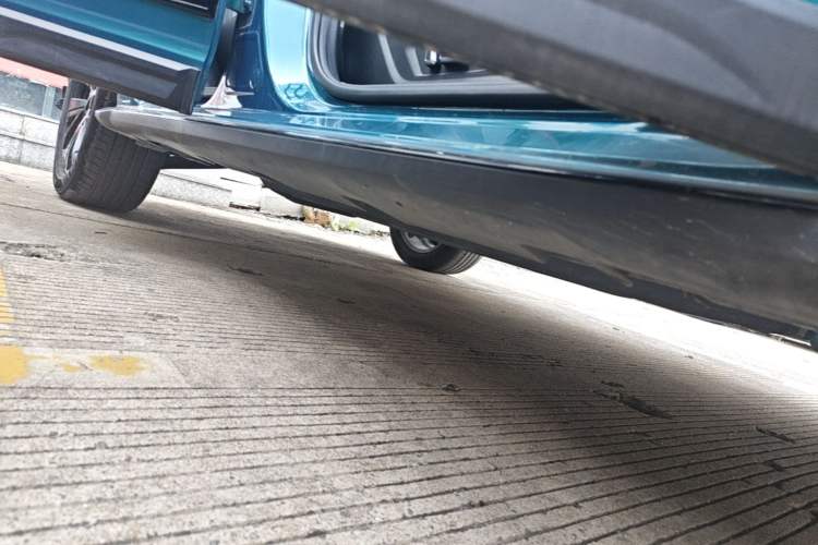 Used Haval LHERY 2021 GT Edition 1.5T Platinum Rabbit Right Side Sill