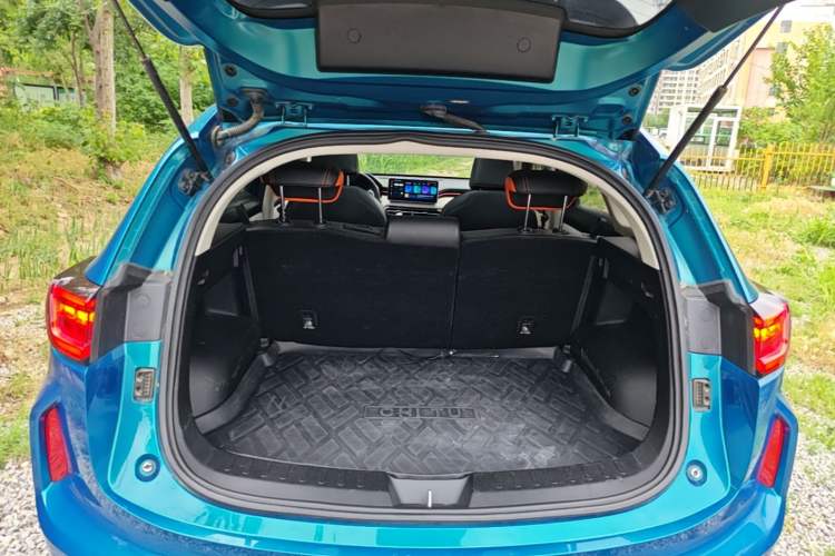 Used Haval LHERY 2021 High-Performance Version 1.5T Golden Rabbit Trunk