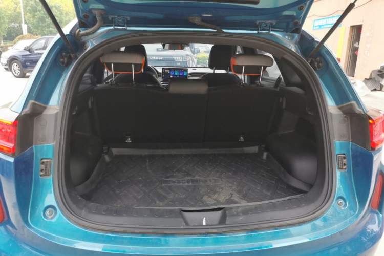 Used Haval LHERY 2021 High-Performance Version 1.5T Golden Rabbit Trunk