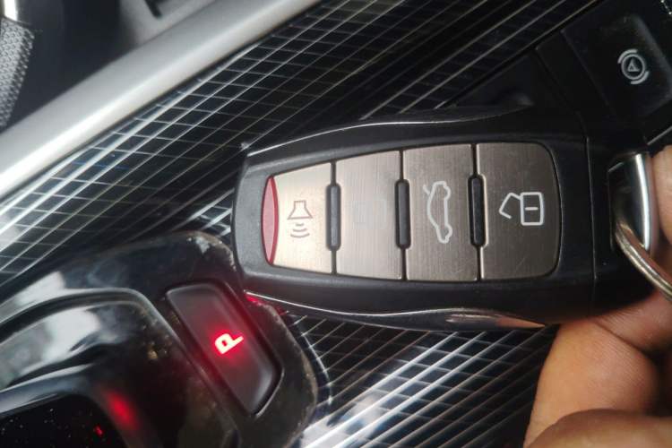 Used Haval LHERY 2021 High-Performance Version 1.5T Golden Rabbit Vehicle Key
