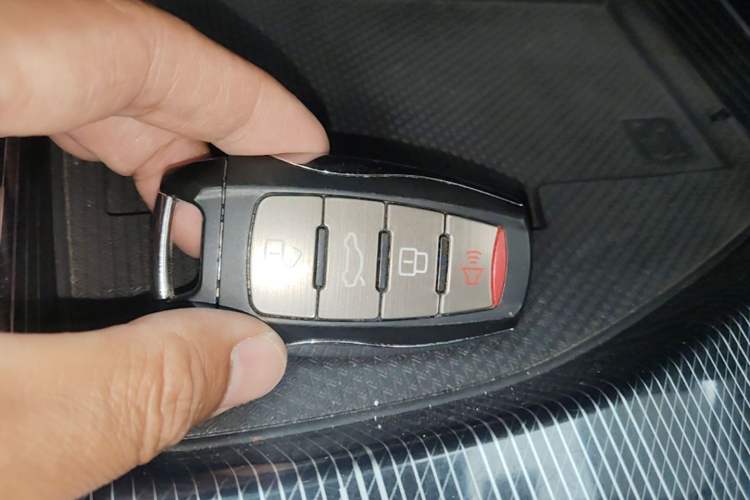 Used Haval LHERY 2021 High-Performance Version 1.5T Golden Rabbit Vehicle Key