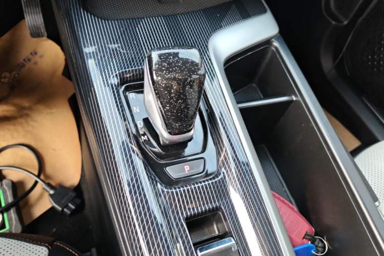 Used Haval LHERY 2021 High-Performance Version 1.5T Golden Rabbit Gear Lever