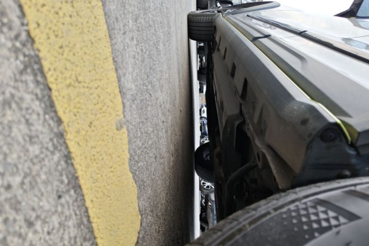 Used Haval LHERY 2021 High-Performance Version 1.5T Golden Rabbit Left Side Sill