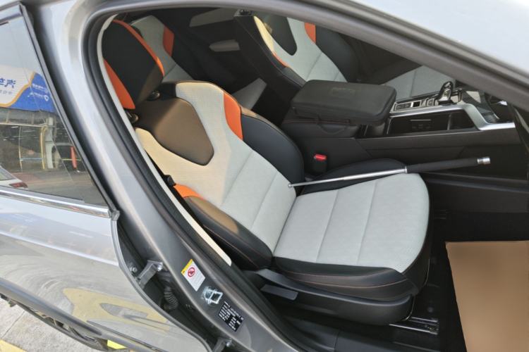 Used Haval LHERY 2021 High-Performance Version 1.5T Golden Rabbit Right Front Seat