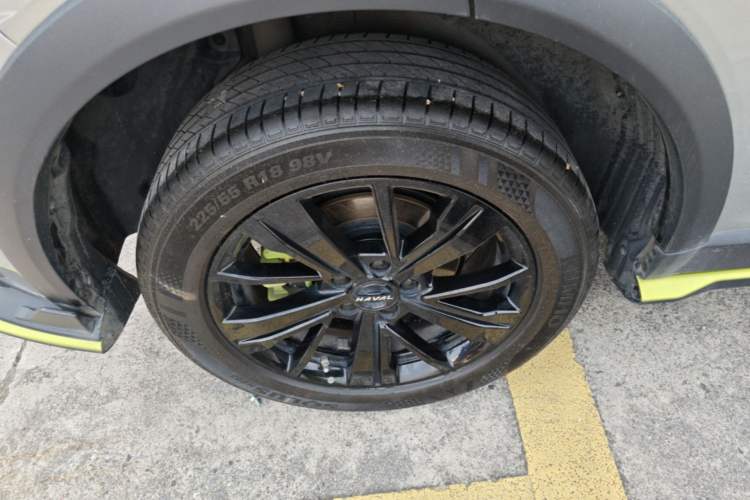 Used Haval LHERY 2021 High-Performance Version 1.5T Golden Rabbit Right Rear Wheel Hub
