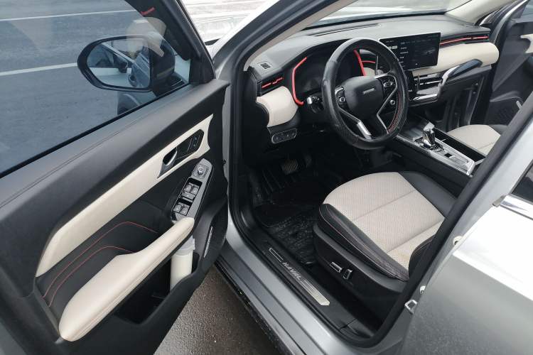 Used Haval LHERY 2021 High-Performance Version 1.5T Golden Rabbit Driver Seat