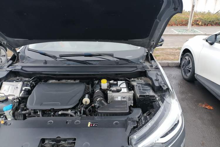 Used Haval LHERY 2021 High-Performance Version 1.5T Golden Rabbit Engine Bay Left