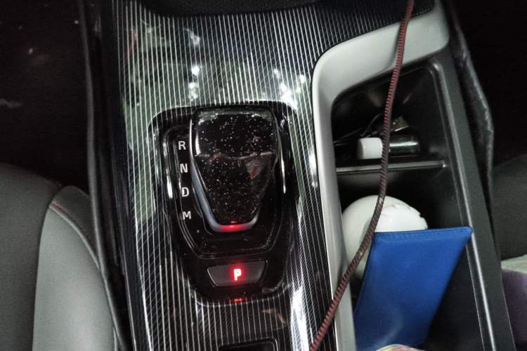Used Haval LHERY 2021 High-Performance Version 1.5T Golden Rabbit Gear Lever