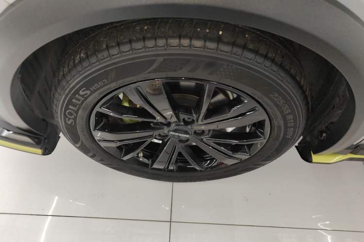 Used Haval LHERY 2021 High-Performance Version 1.5T Golden Rabbit Left Front Wheel Hub