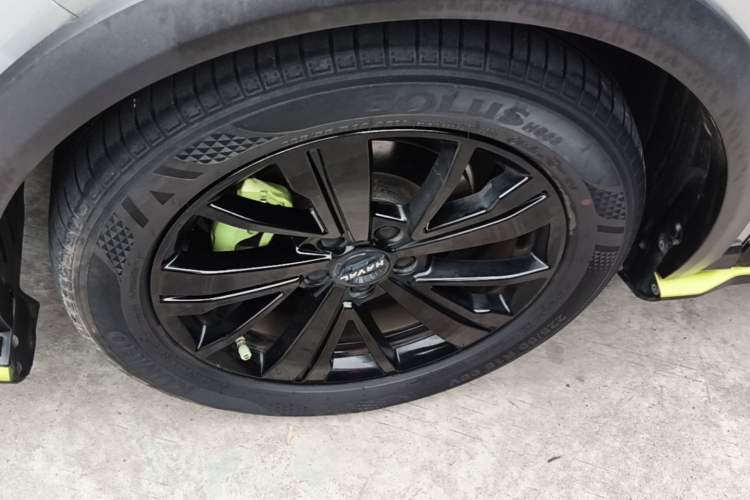 Used Haval LHERY 2021 High-Performance Version 1.5T Golden Rabbit Left Front Wheel Hub