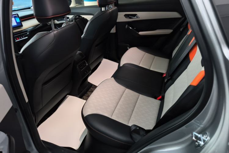 Used Haval LHERY 2021 High-Performance Version 1.5T Golden Rabbit Left Rear Seat
