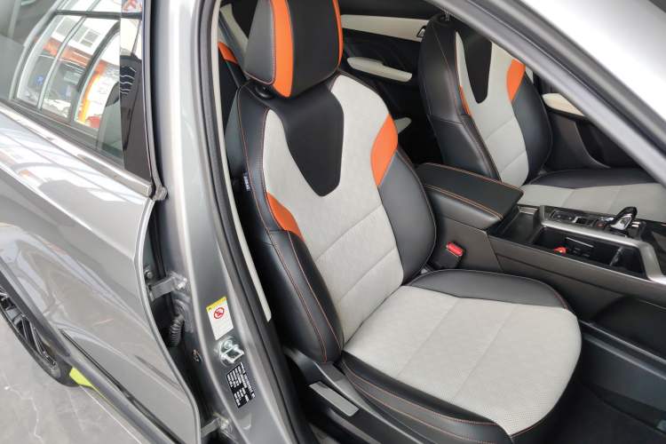 Used Haval LHERY 2021 High-Performance Version 1.5T Golden Rabbit Right Front Seat