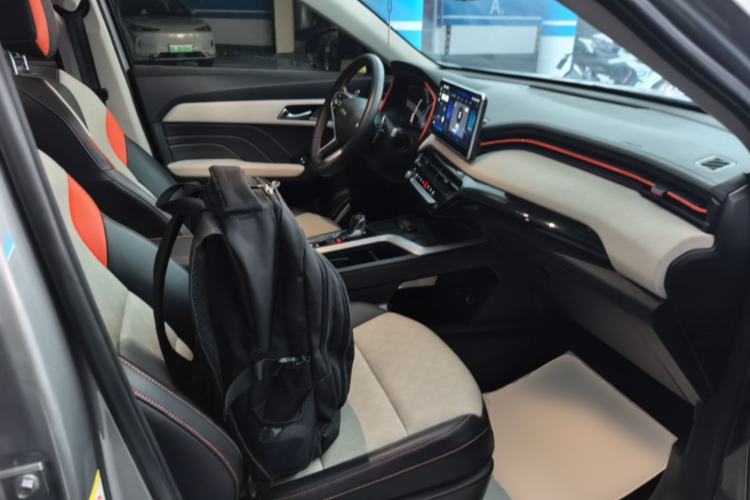 Used Haval LHERY 2021 High-Performance Version 1.5T Golden Rabbit Right Front Seat