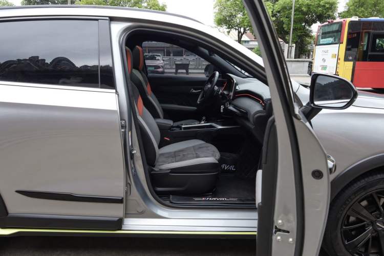 Used Haval LHERY 2021 High-Performance Version 1.5T Golden Rabbit Right Front Seat
