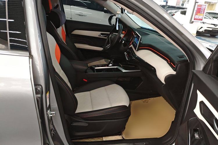 Used Haval LHERY 2021 High-Performance Version 1.5T Golden Rabbit Right Front Seat