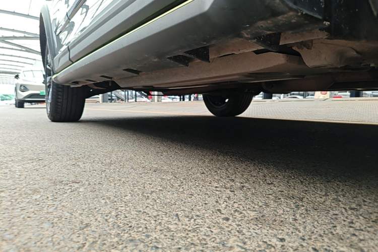 Used Haval LHERY 2021 GT Edition 1.5T Platinum Rabbit Right Side Sill