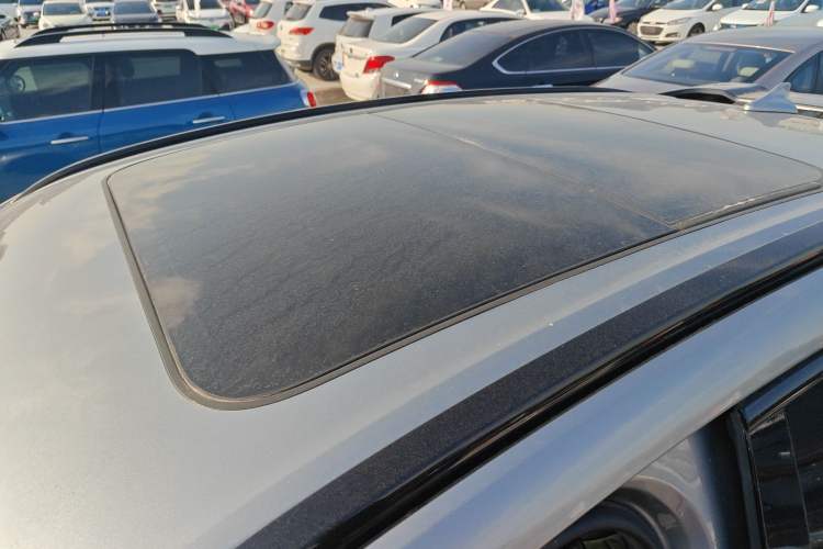 Used Haval LHERY 2021 High-Performance Version 1.5T Golden Rabbit Roof
