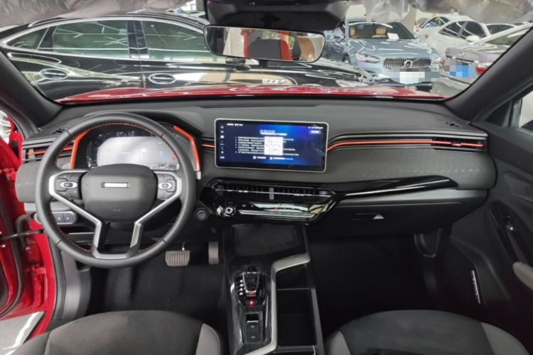 Used Haval LHERY 2021 High-Performance Version 1.5T Golden Rabbit Center Console