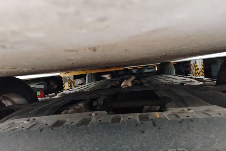 Used Haval LHERY 2021 High-Performance Version 1.5T Golden Rabbit Chassis Front